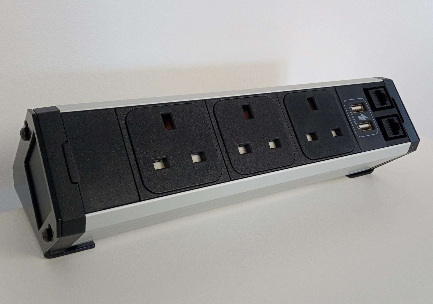 Desk sales power outlet
